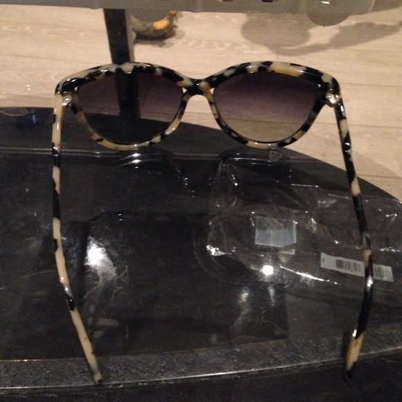 Stella McCartney Rounded Cat Eye Sunglasses - Picture 4 of 6
